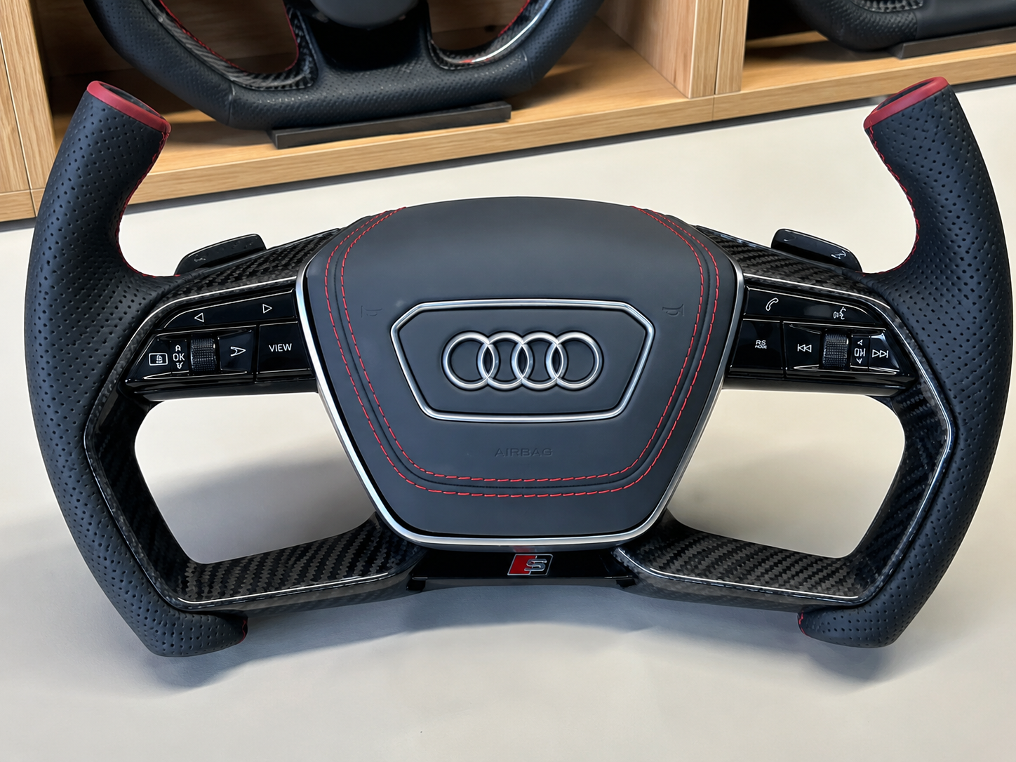 Timon sportiv Audi